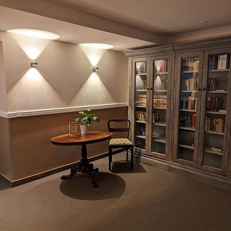 Hotel Karl'S Burg Kolpinsee Ngoại thất bức ảnh